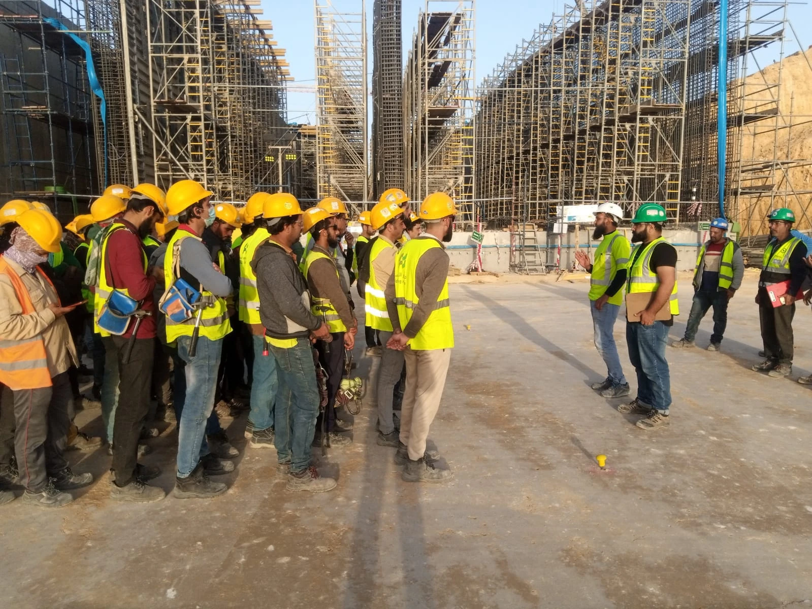 Steel fixing workforce on site